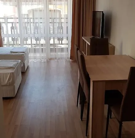 Pretty House Guest house *